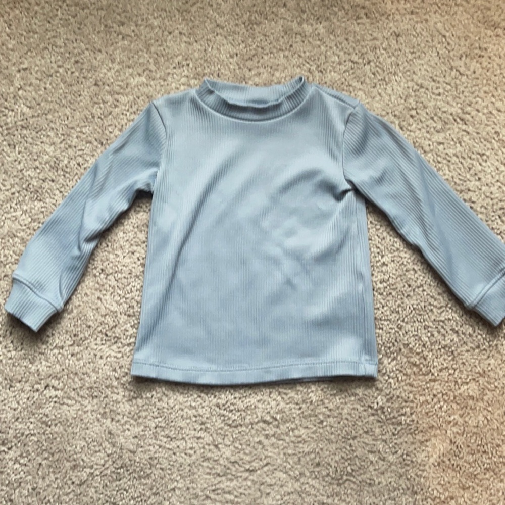 Gender neutral Zara top- size 18-24 months